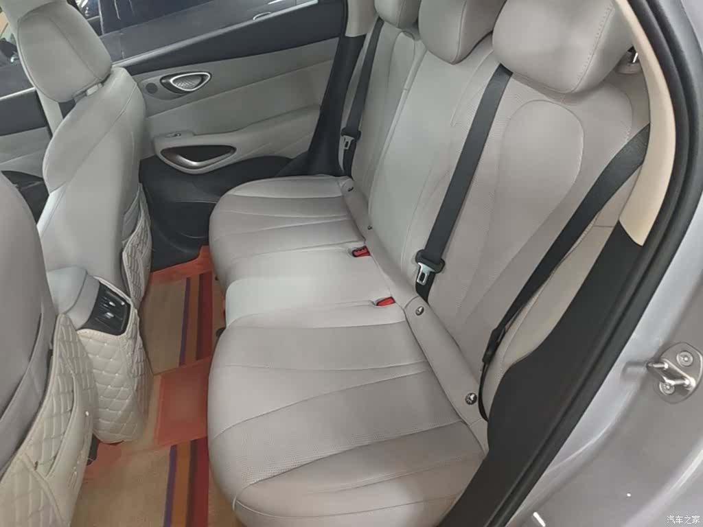 BYD HiAce, 2026 17