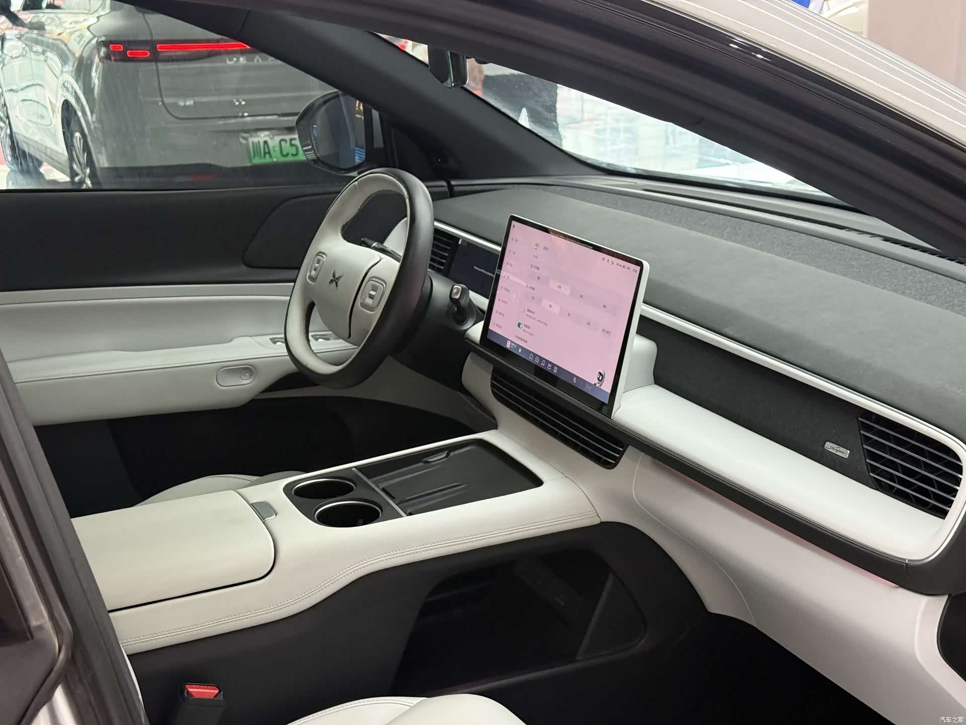 Xpeng G6, 2023 6