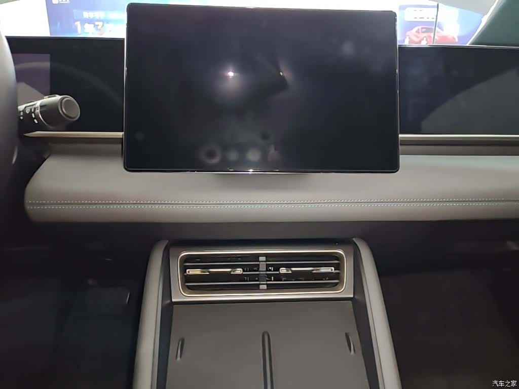BYD Qin, 2025 13