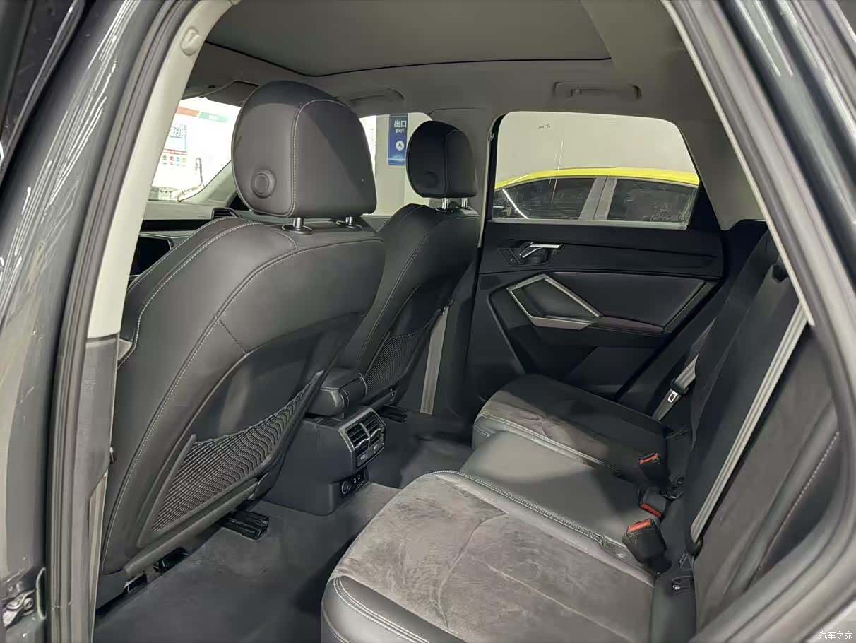 Audi Q3, 2022 6