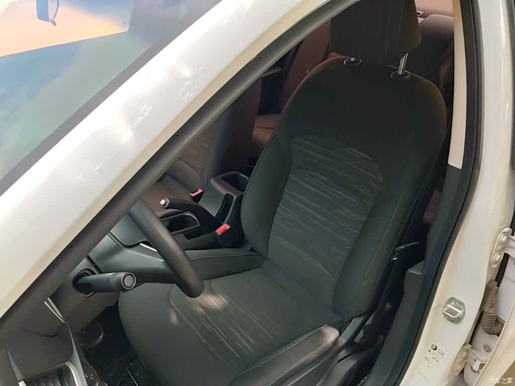 Chevrolet 320, 2019 15