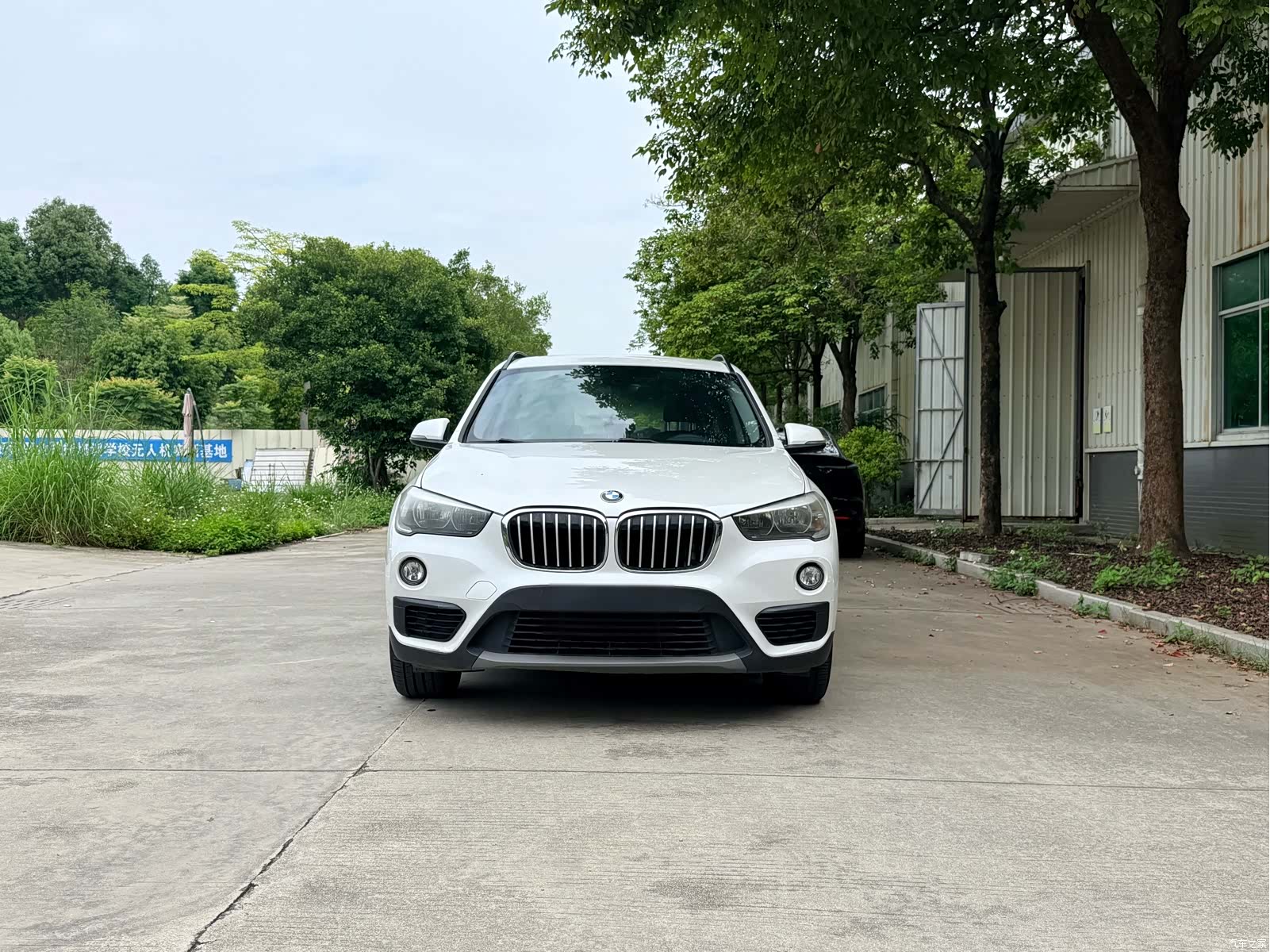 BMW X1, 2018 все фото