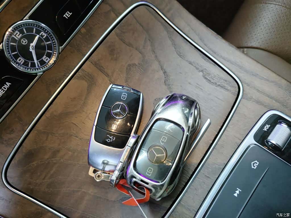 Mercedes-Benz E-Class, 2019 9