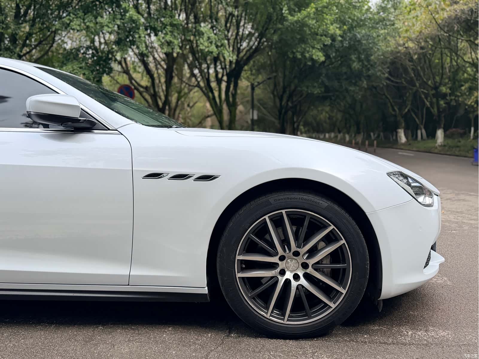 Maserati Ghibli, 2017 9