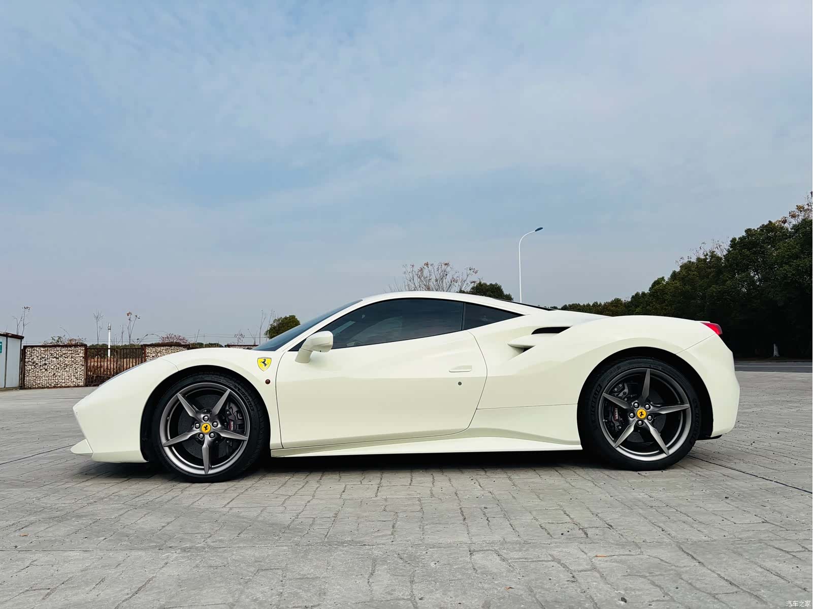 Ferrari 488, 2019 3