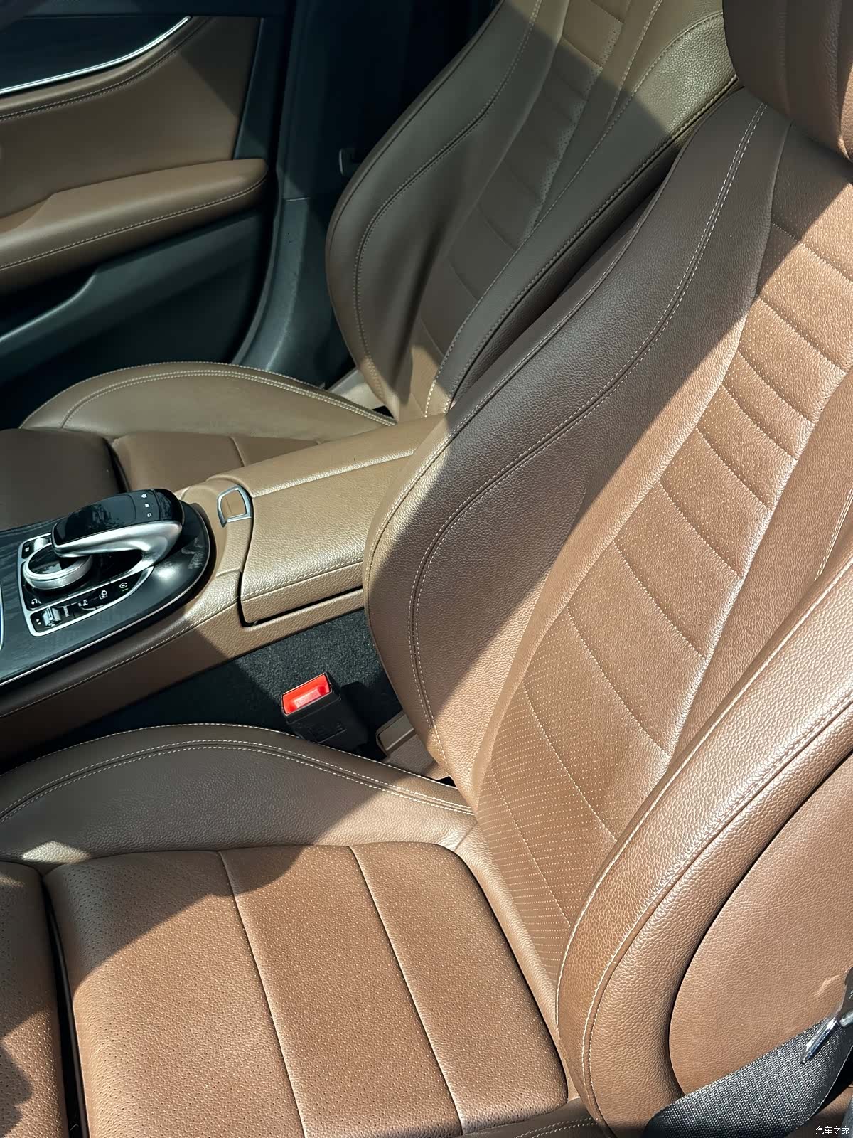 Mercedes-Benz E-Class, 2018 11