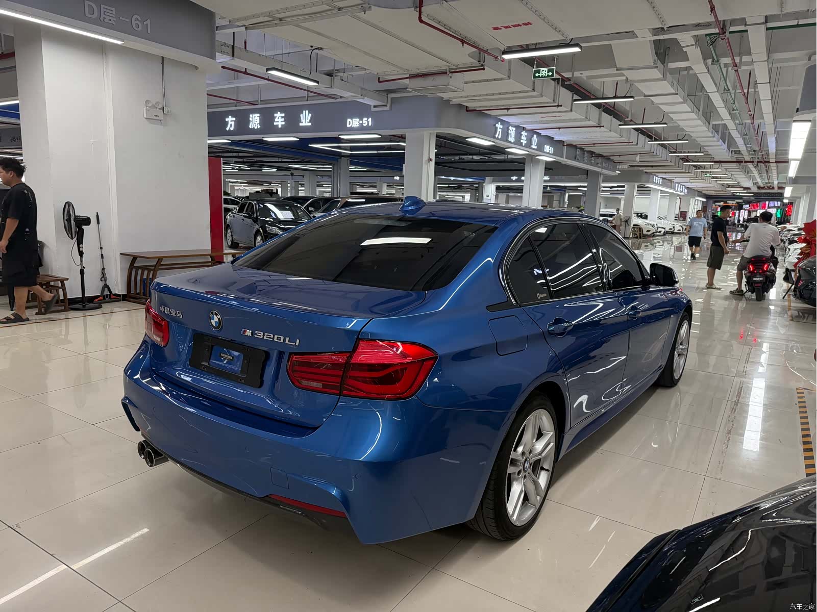 BMW 3 Series, 2018 все фото