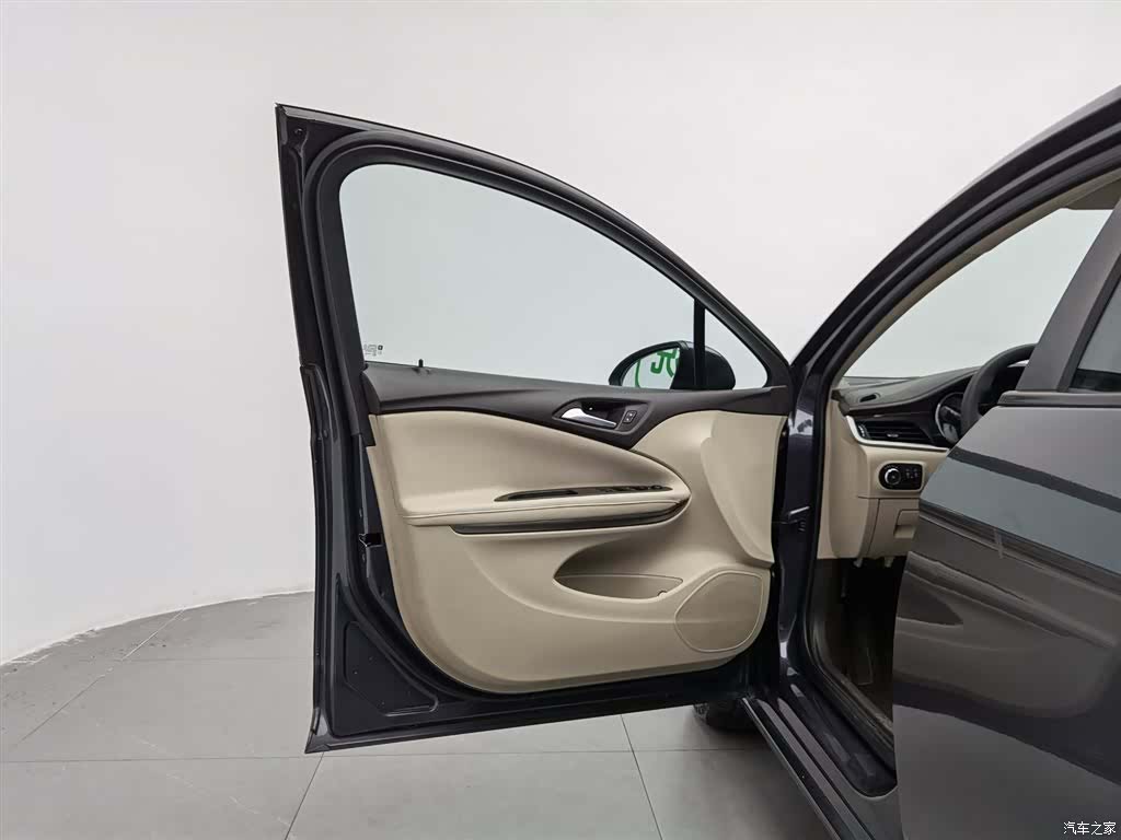 Buick Verano, 2017 8