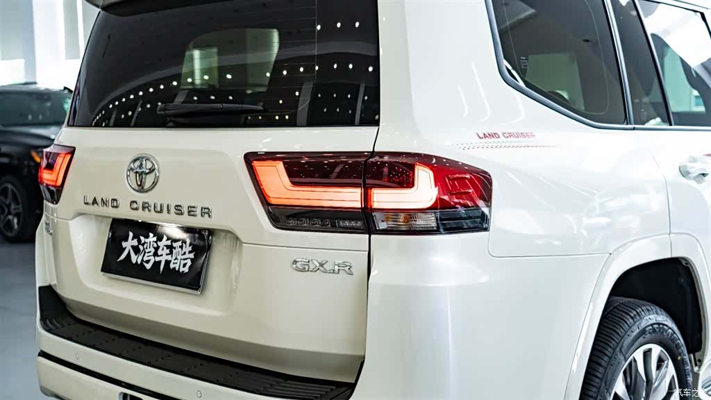 Toyota Land Cruiser, 2024 12
