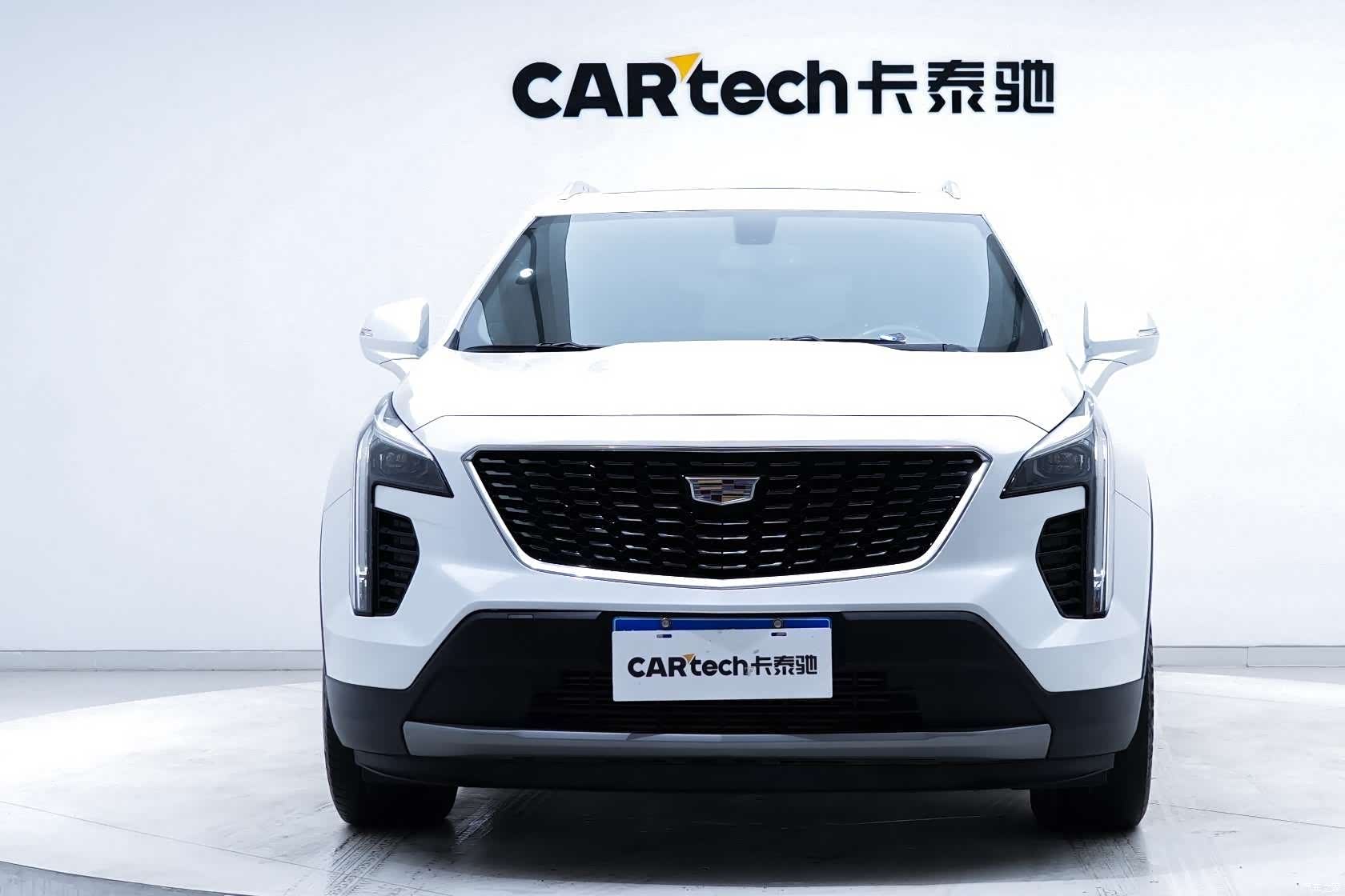Cadillac XT4, 2021 все фото