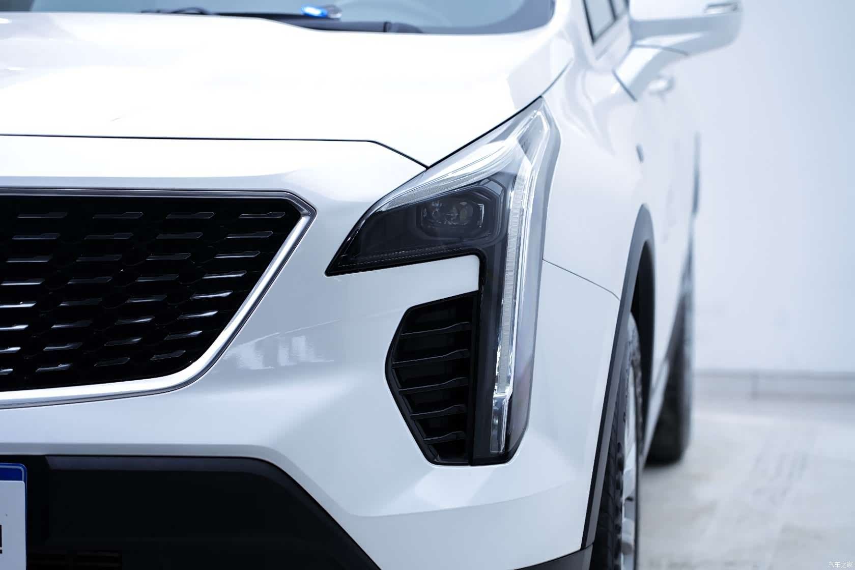 Cadillac XT4, 2021 2