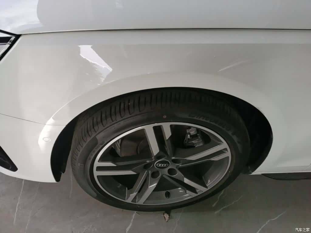 Audi A4L, 2022 23