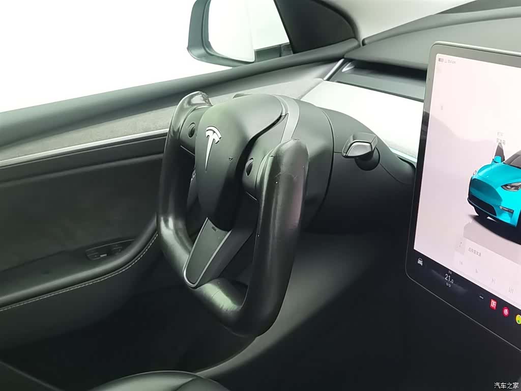 Tesla Model Y, 2024 22
