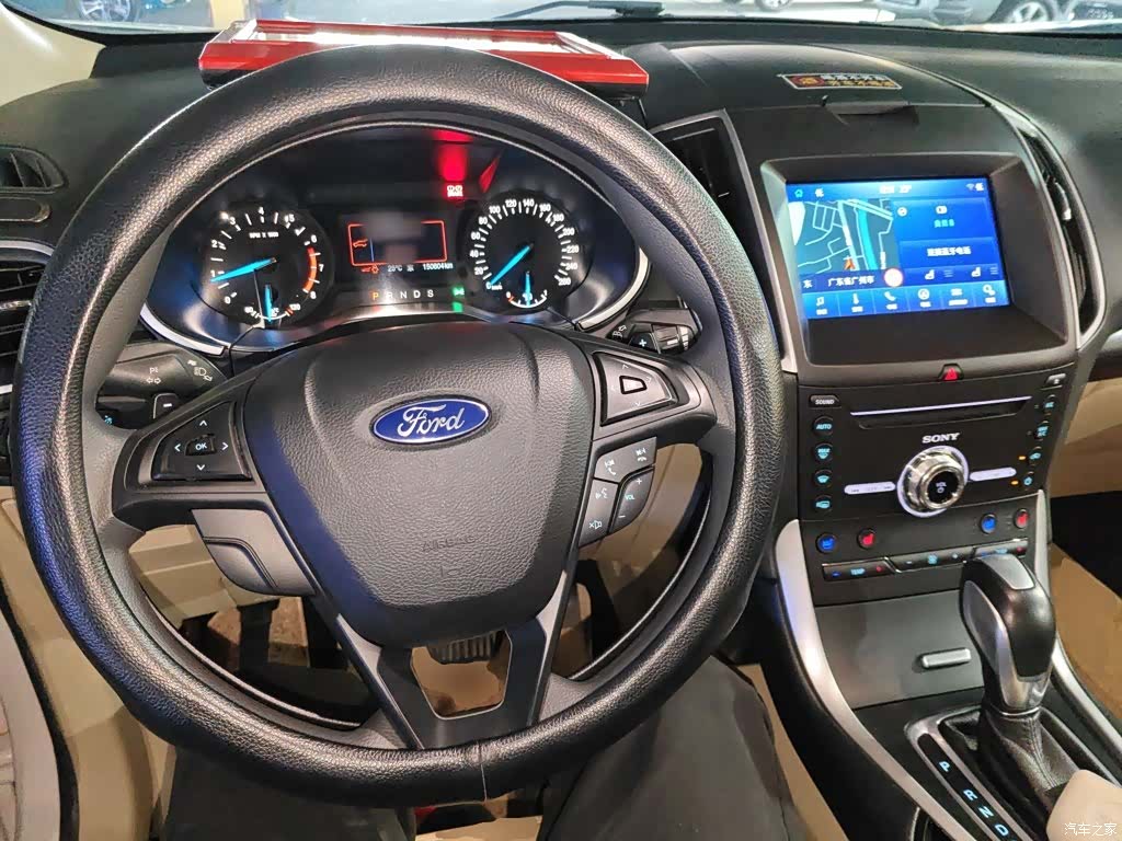 Ford Edge, 2017 3