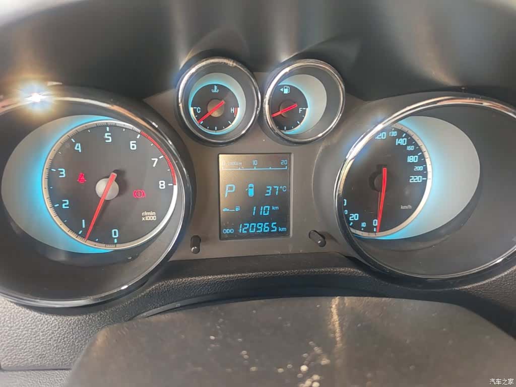 Changan CS35, 2015 12