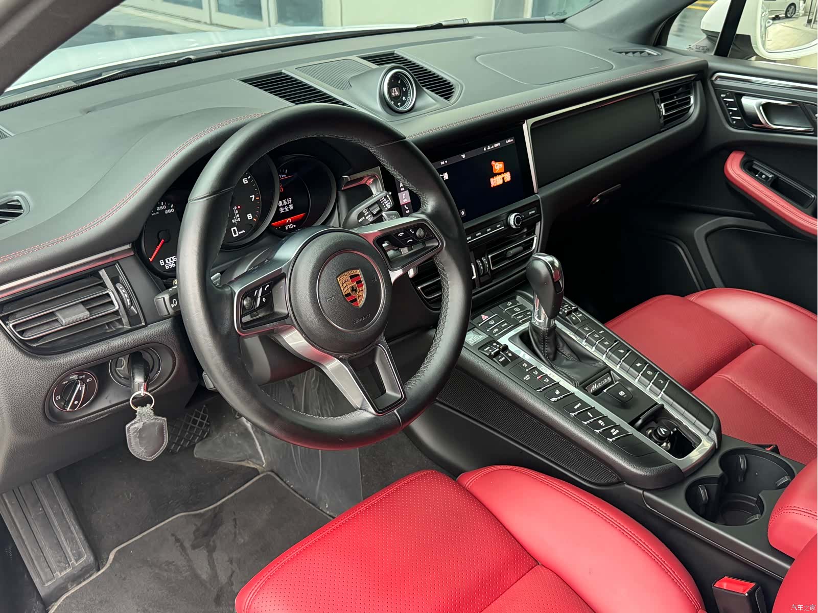 Porsche Macan, 2019 12