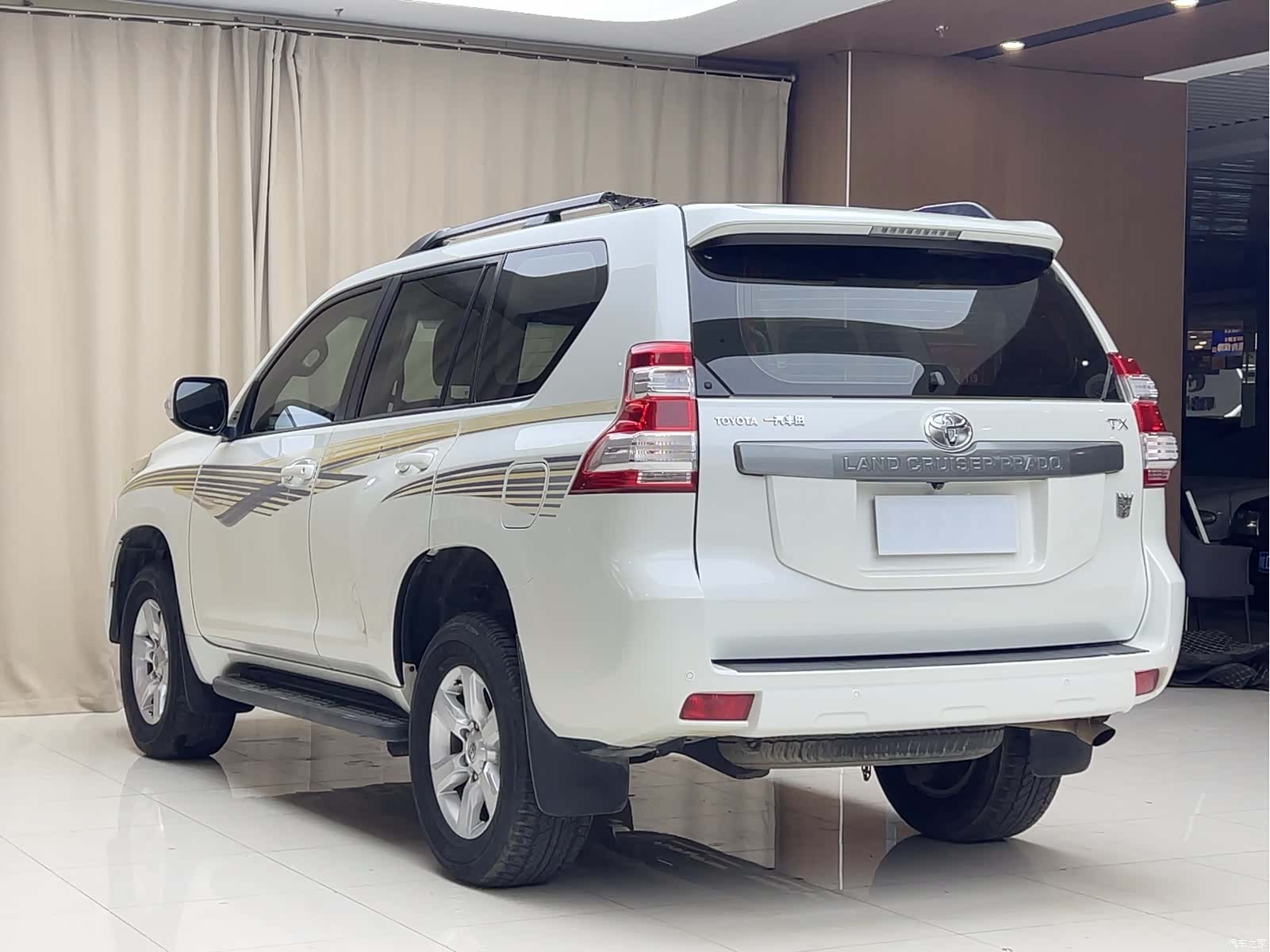 Toyota Prado, 2017 13
