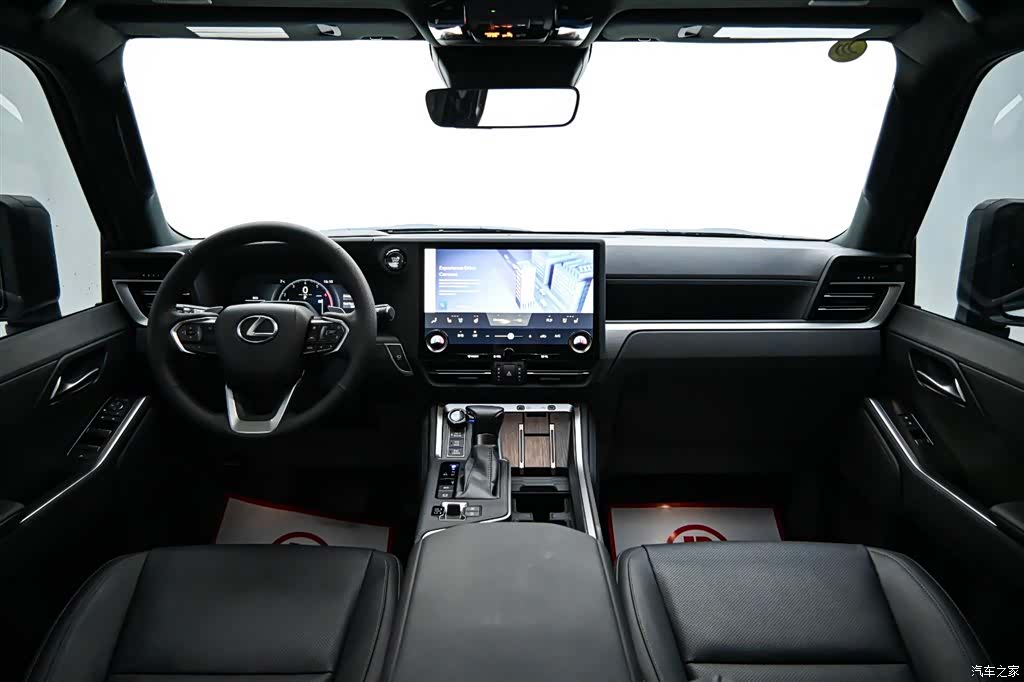 Lexus GX, 2024 11
