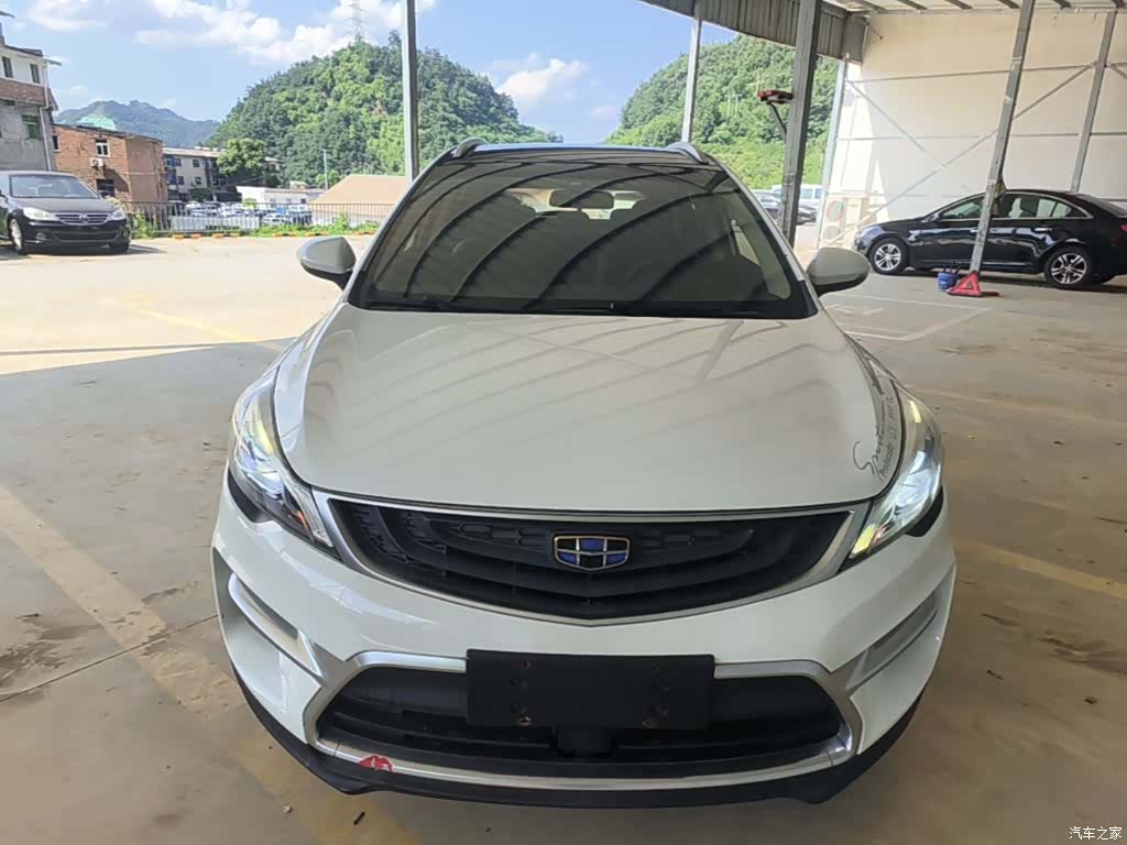 Geely Emgrand, 2018 3