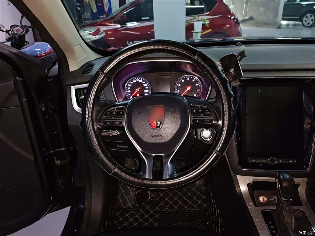Roewe RX5, 2021 7