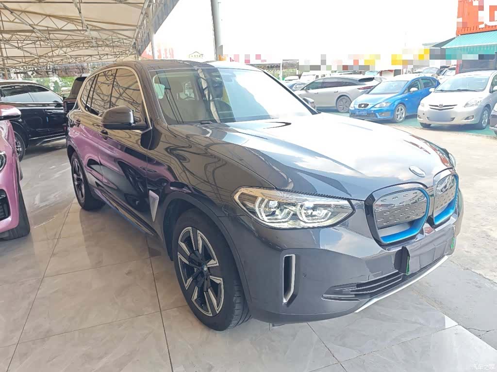 BMW iX3, 2021 4
