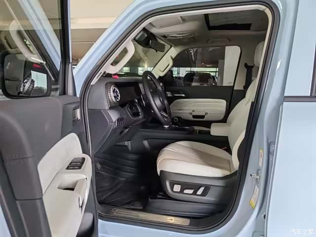 Tank 300, 2024 3