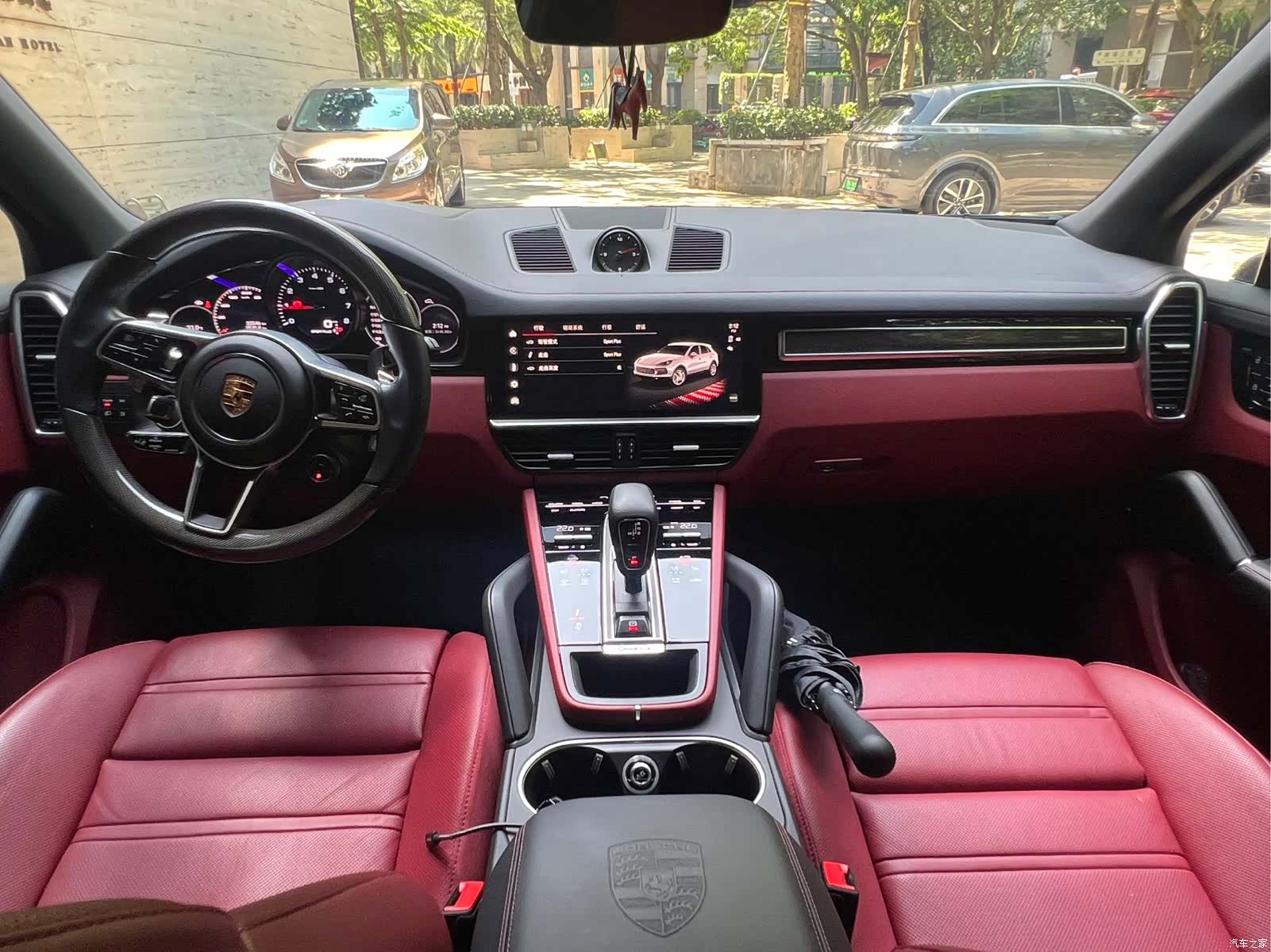 Porsche Cayenne, 2023 12