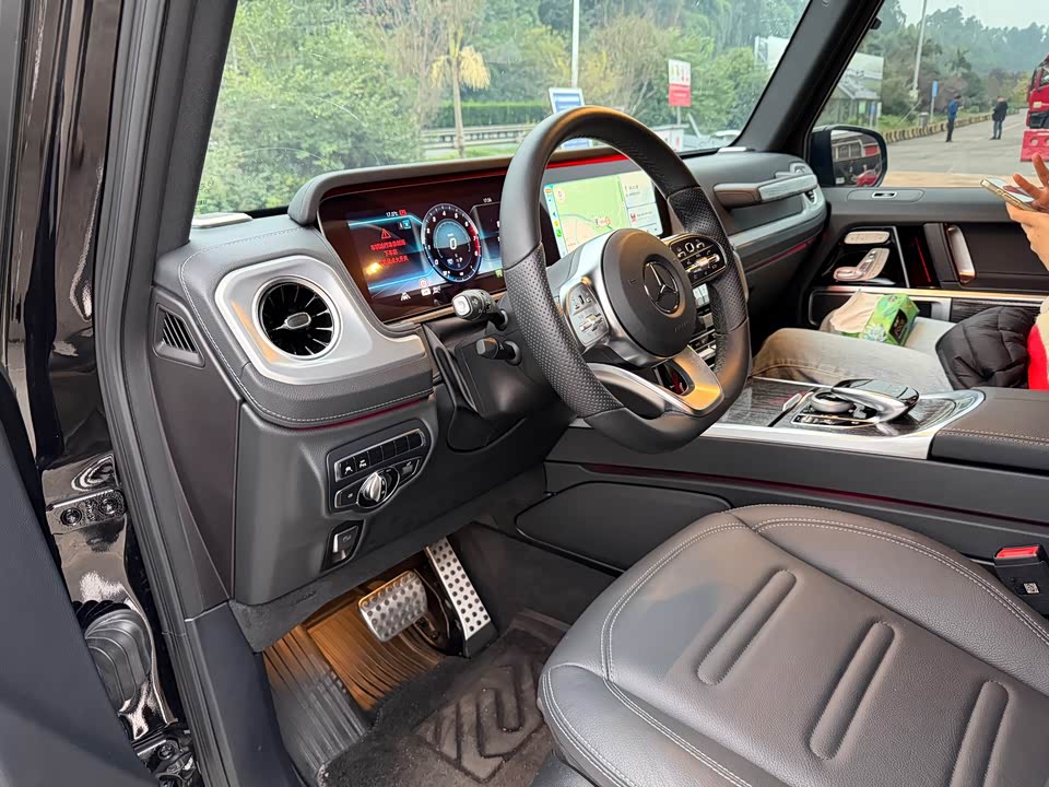 Mercedes-Benz G-class