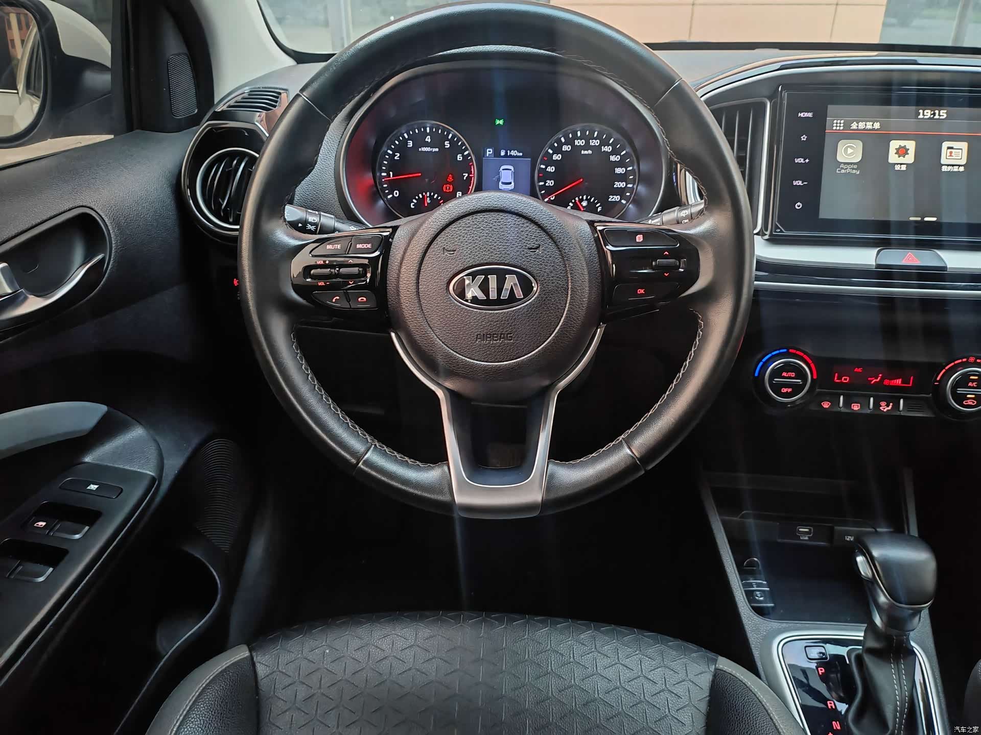 Kia KX1, 2019 11