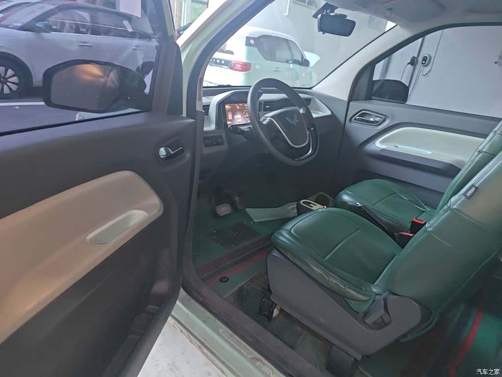 Wuling MINIEV, 2022 16