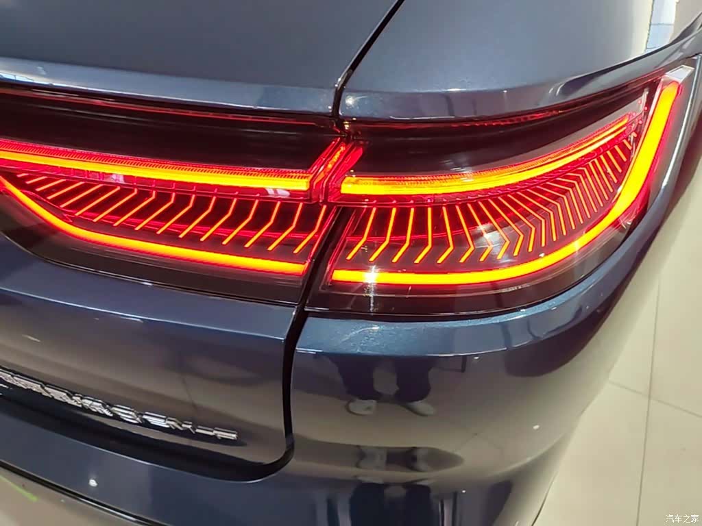 Geely 8, 2025 8