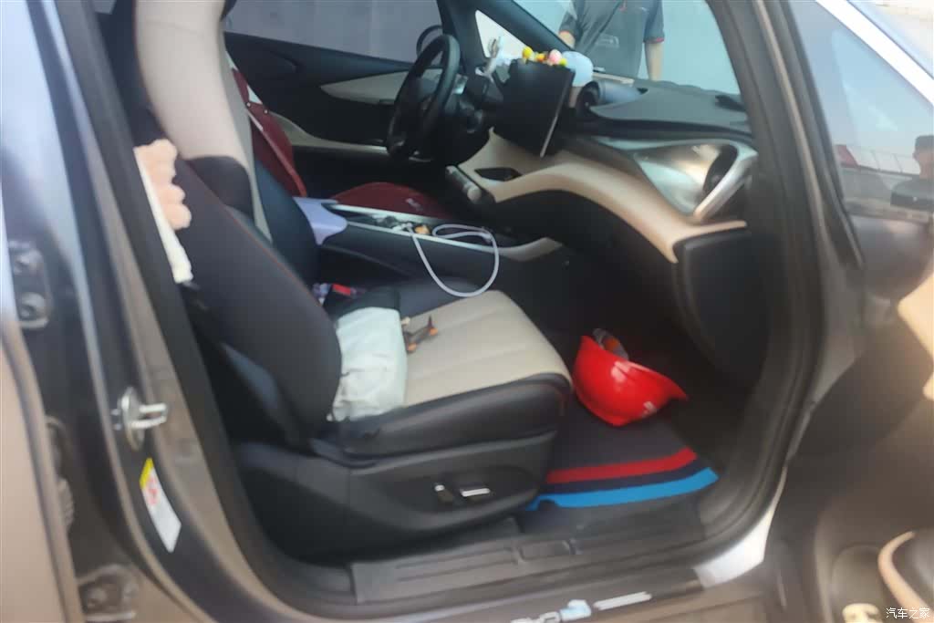BYD Dolphin, 2023 8