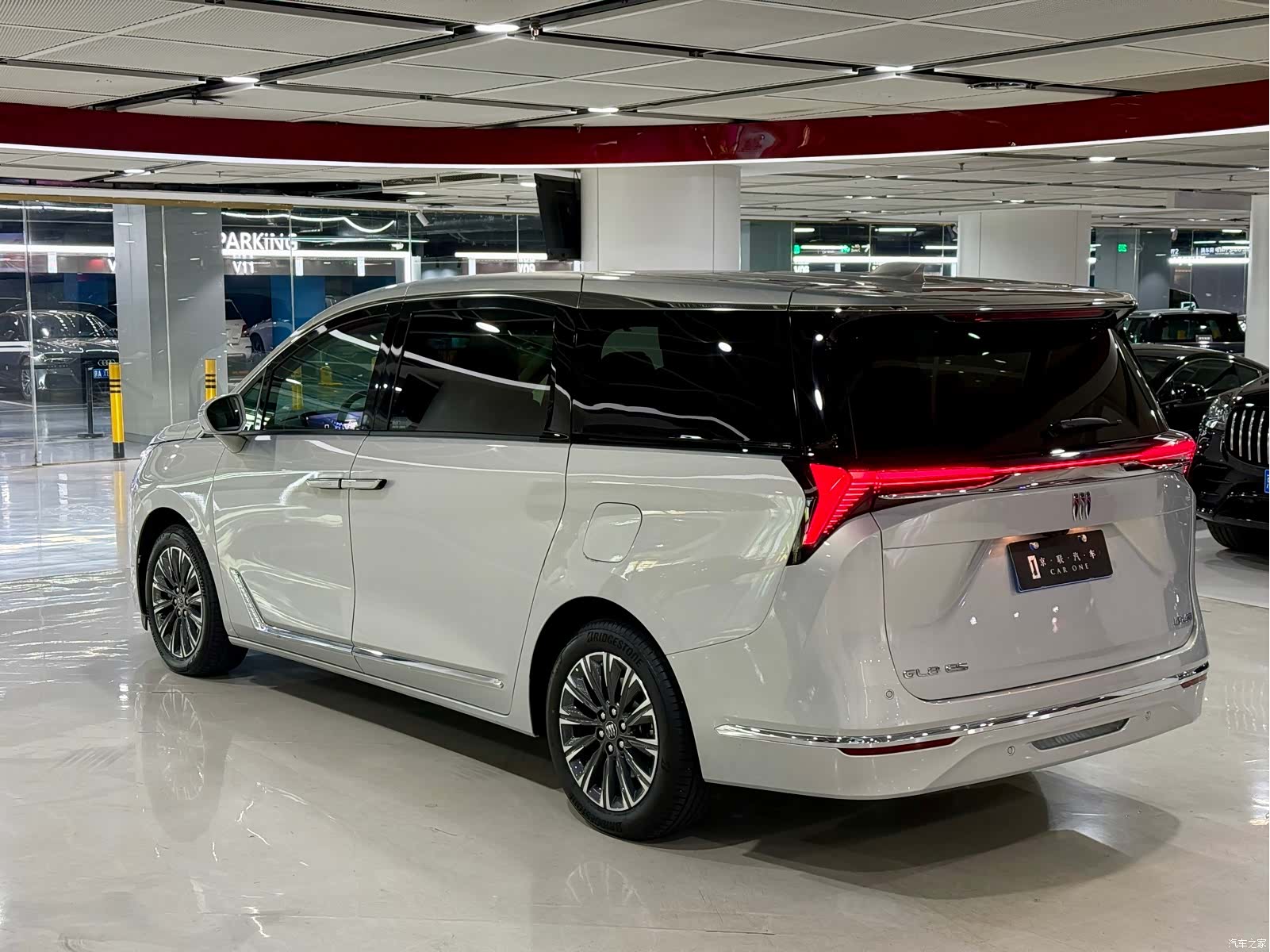 Buick GL8, 2025 6