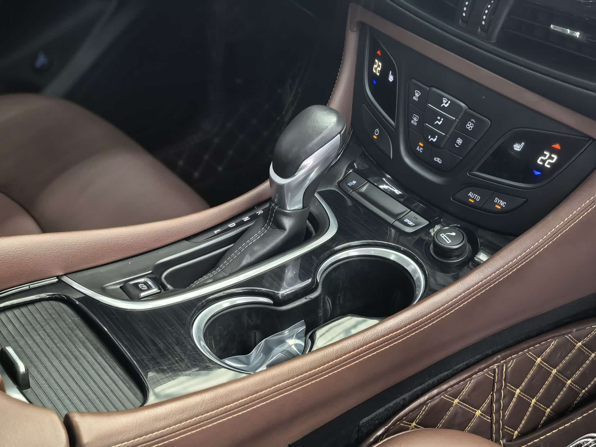 Buick Envision Plus, 2019 19