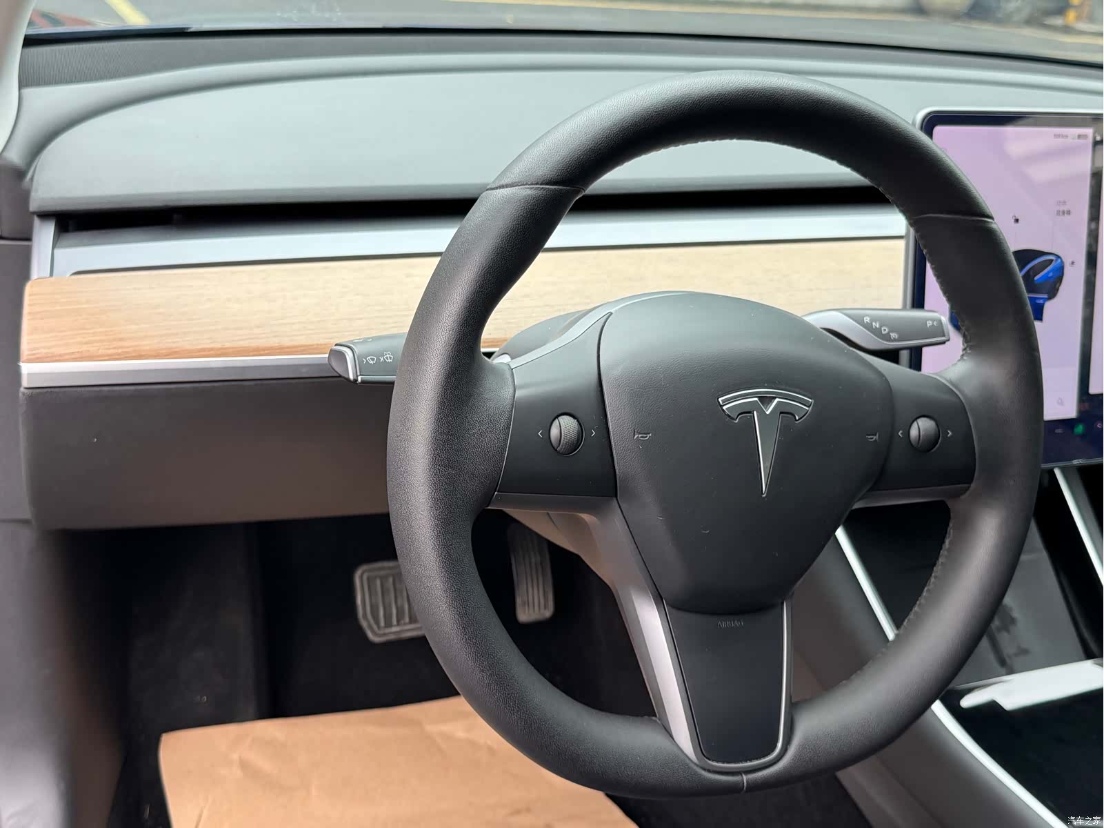 Tesla Model 3, 2020 12