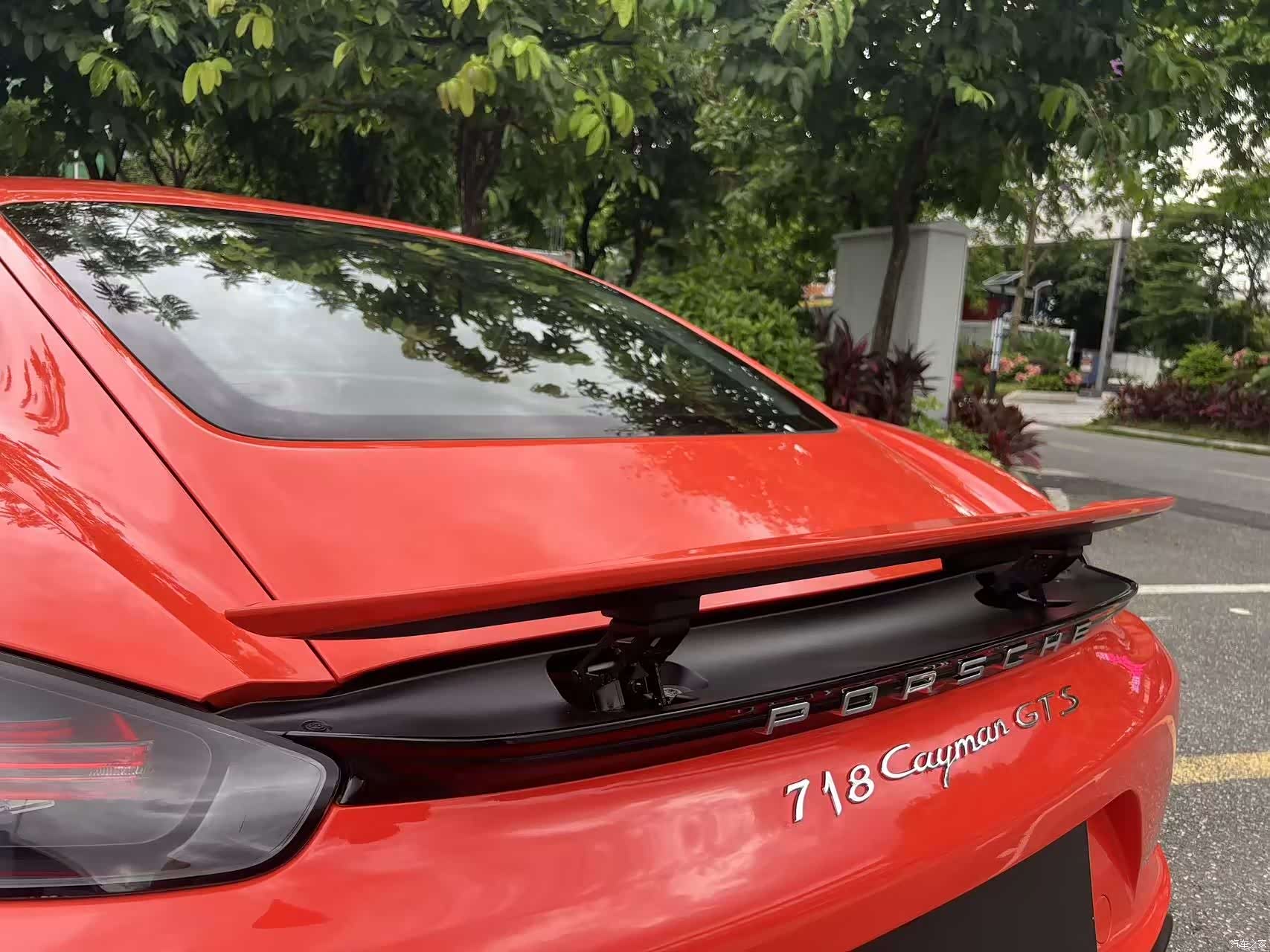 Porsche Cayman, 2019 12