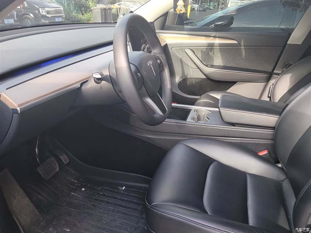 Tesla Model Y, 2022 8