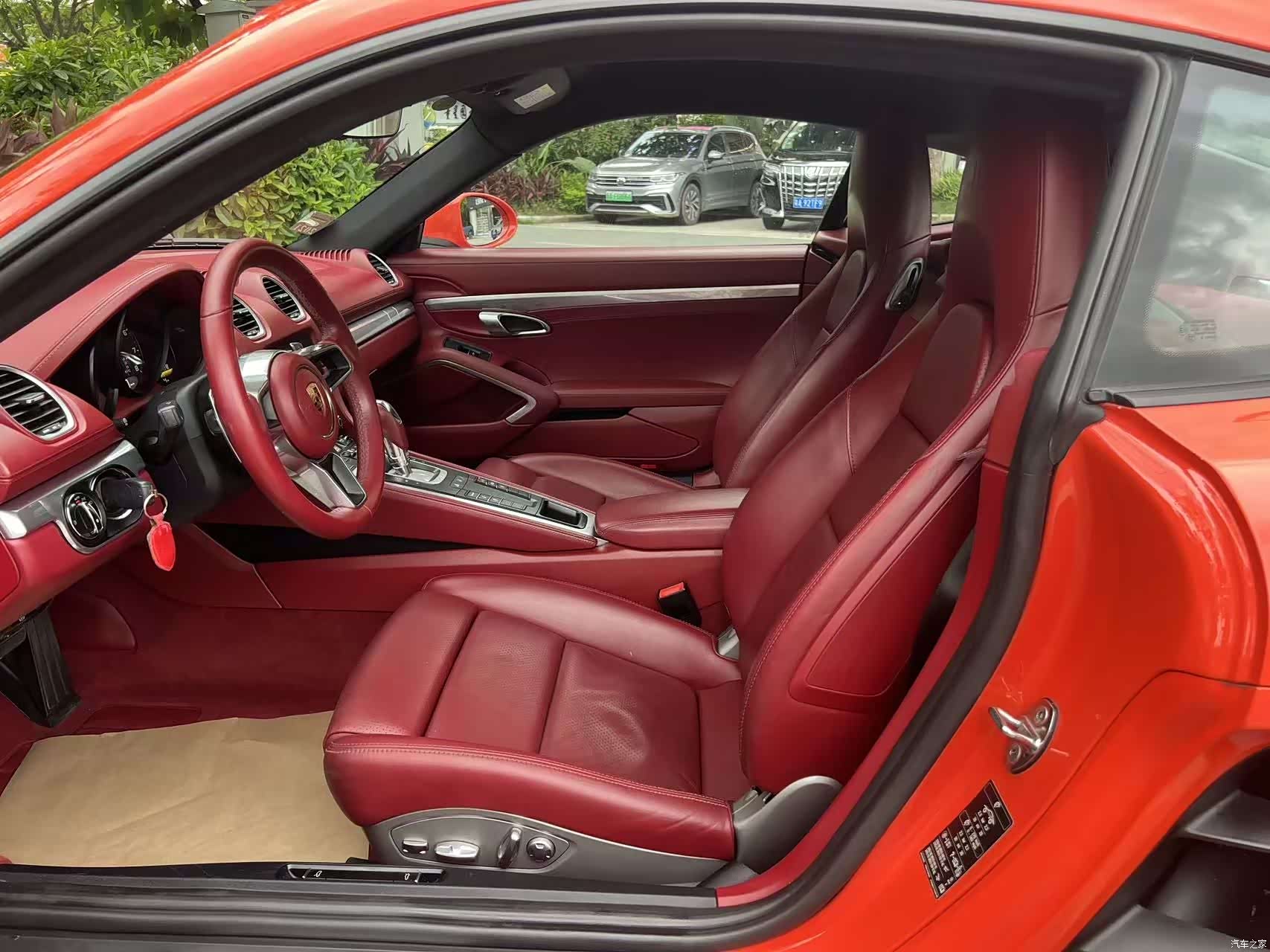 Porsche Cayman, 2019 8