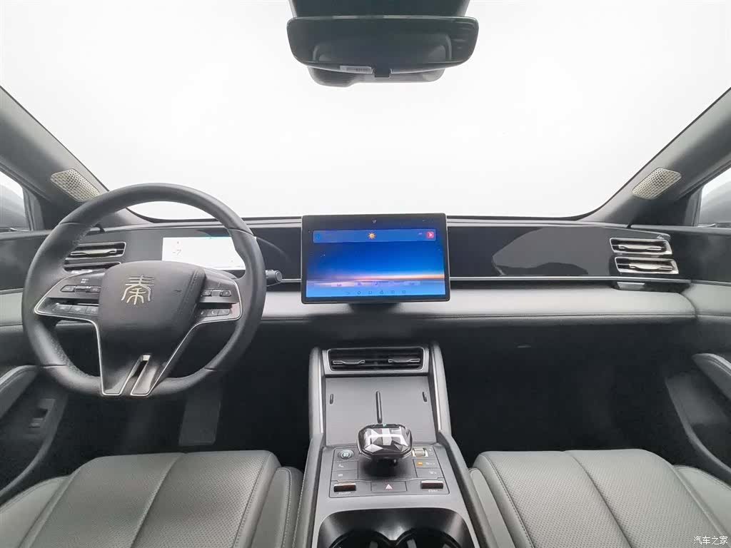 BYD Qin, 2024 все фото