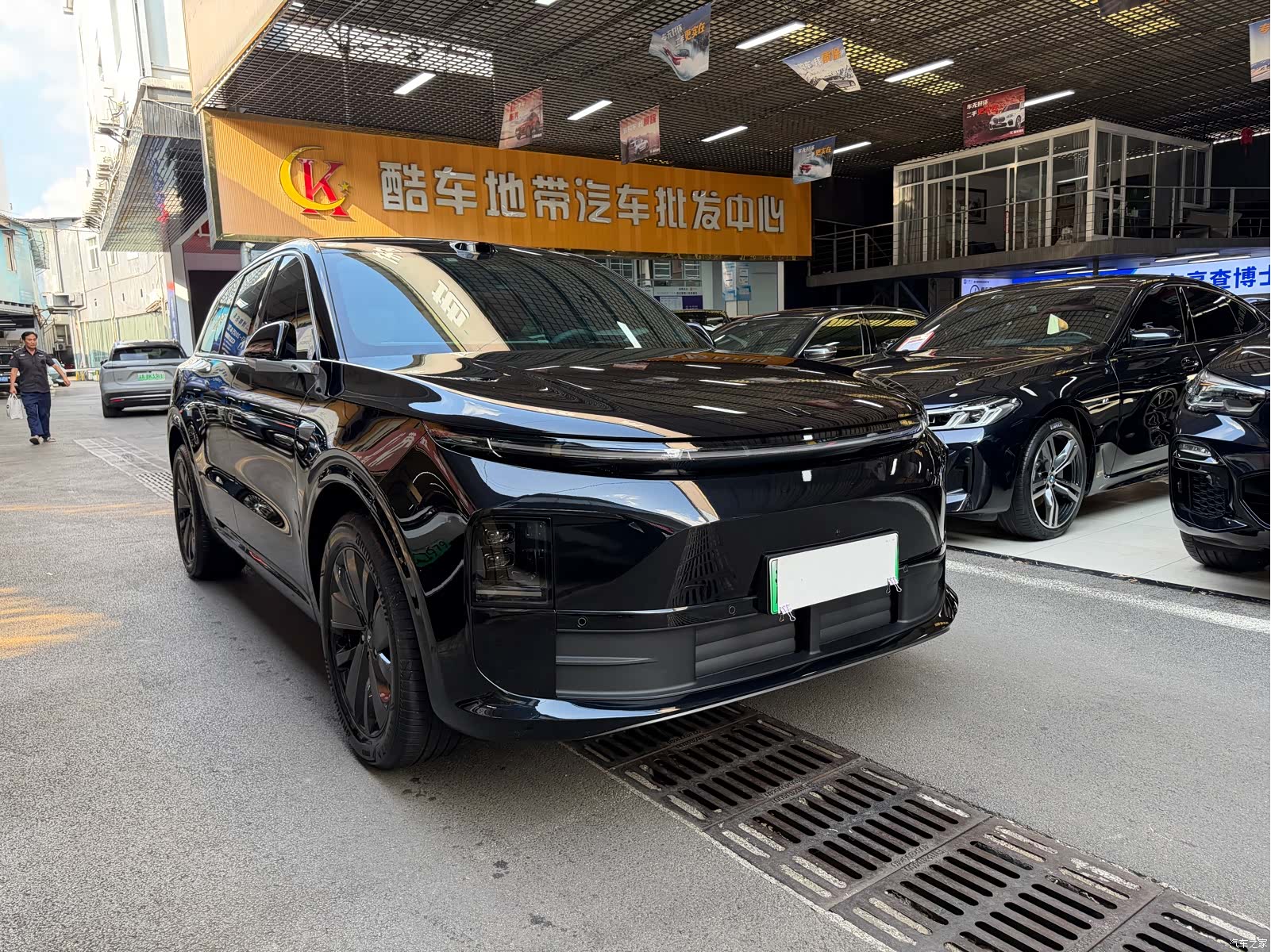 Li Auto L6, 2025 3