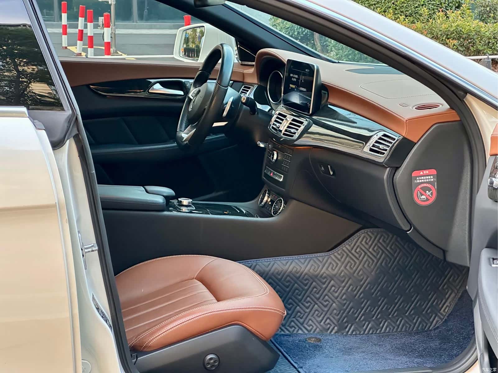 Mercedes-Benz CLS, 2018 17