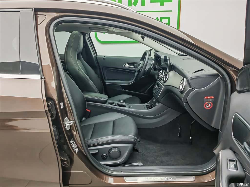 Mercedes-Benz GLA, 2015 23