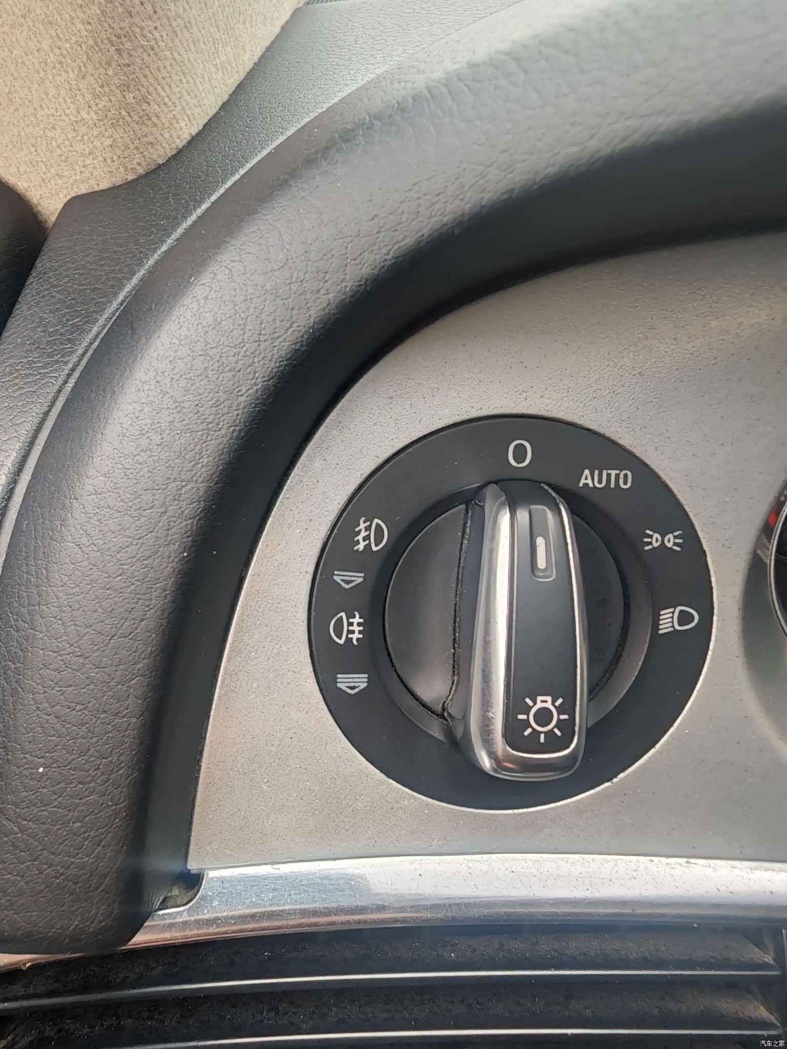 Audi A6L, 2010 16