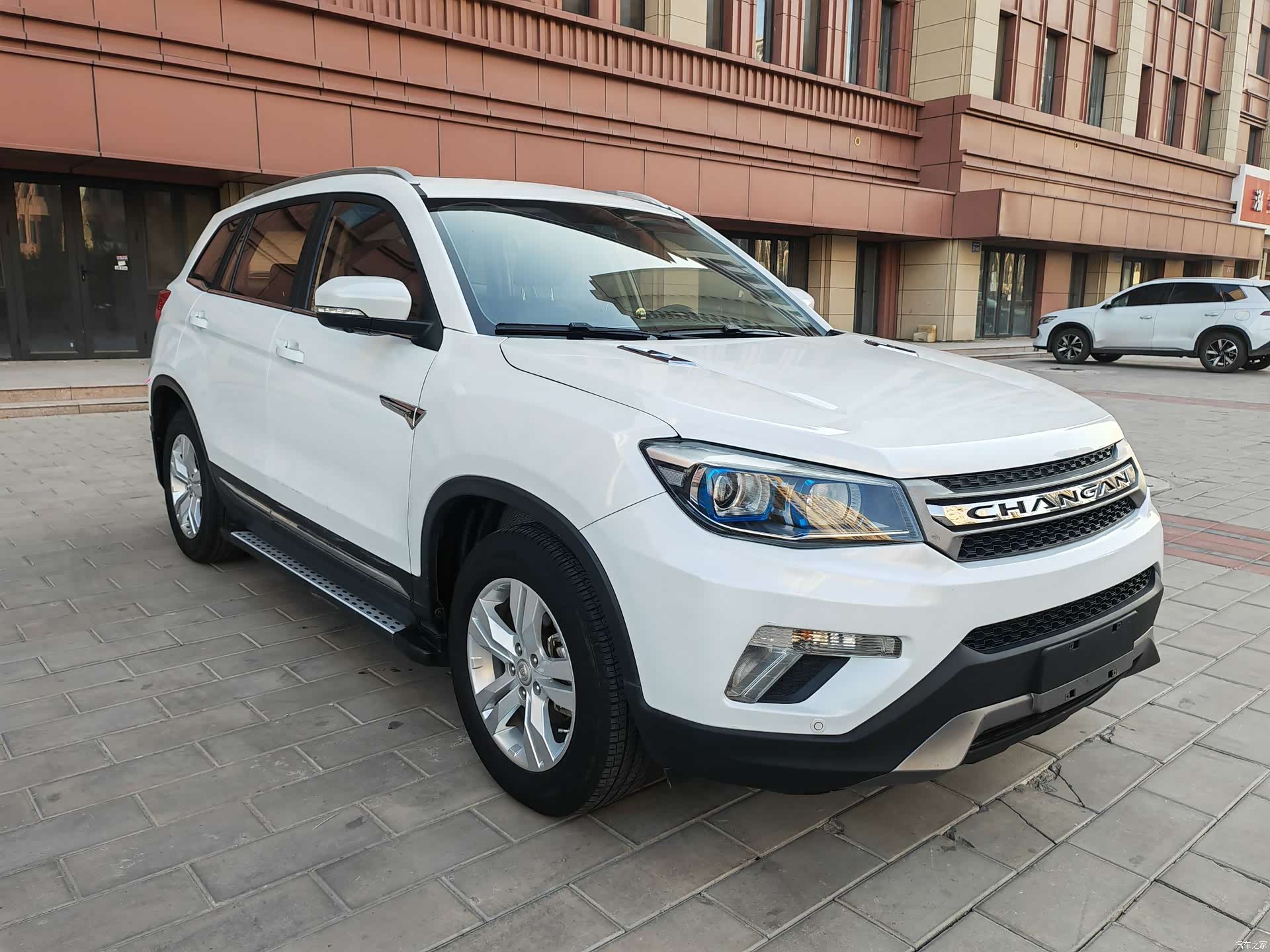 Changan CS75, 2016 3