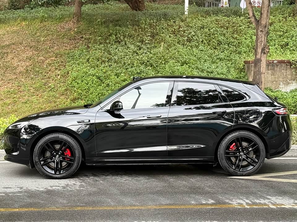 AITO Ask the world M5