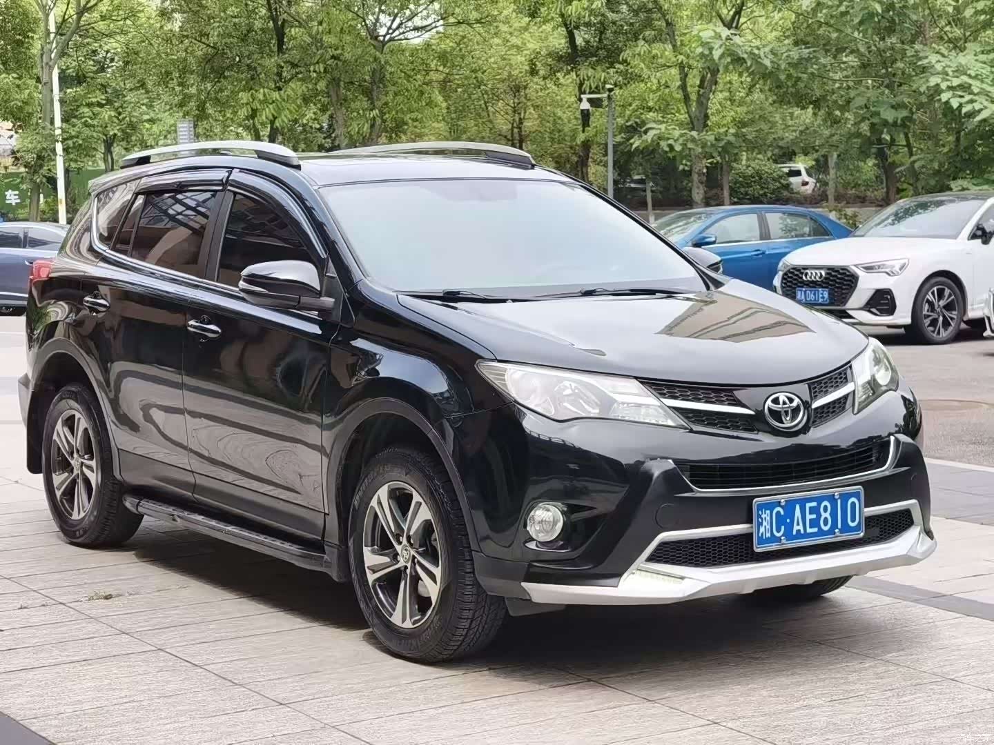 Toyota RAV4, 2015 3
