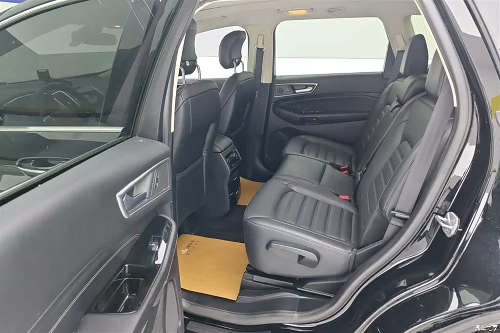 Ford Edge, 2018 11