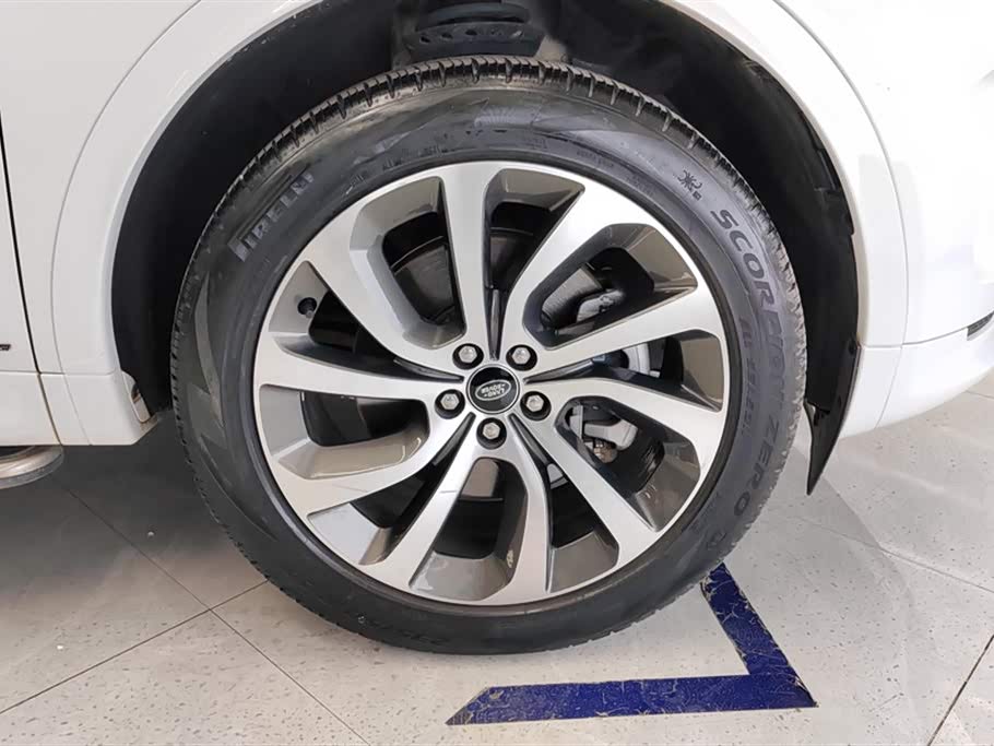 Land Rover Discover sports