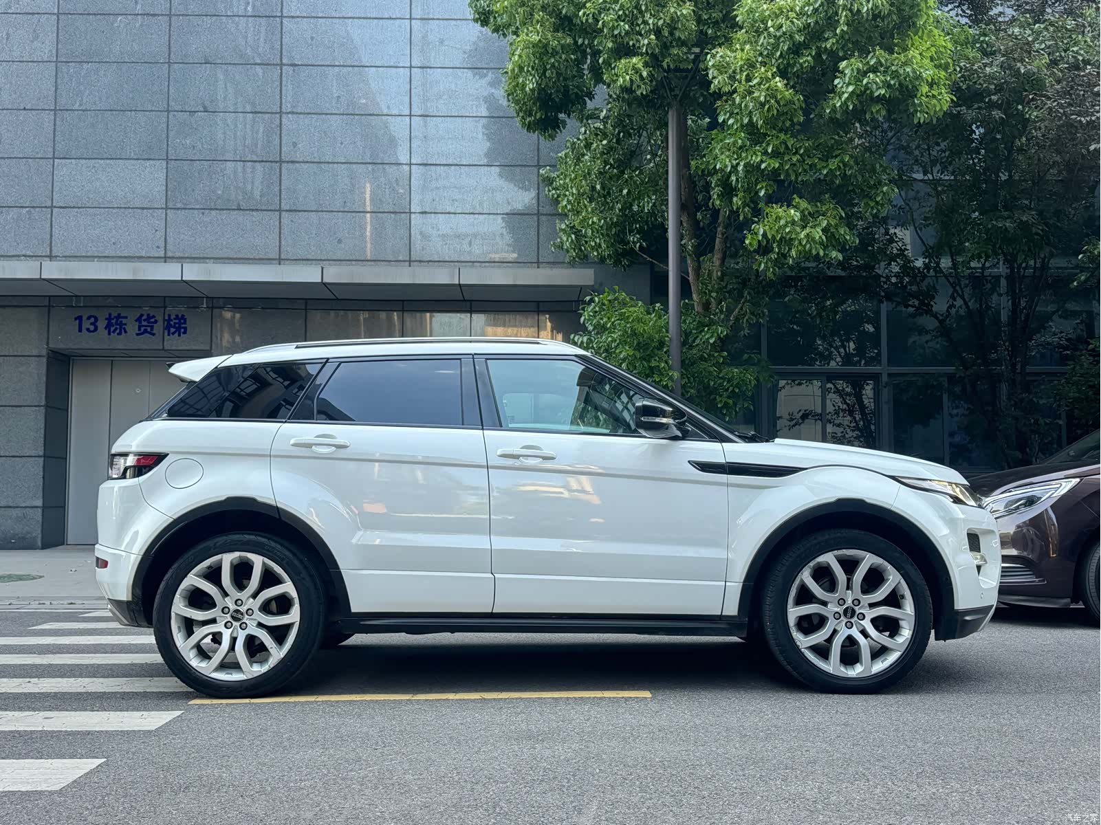 Land Rover Range Rover, 2012 7