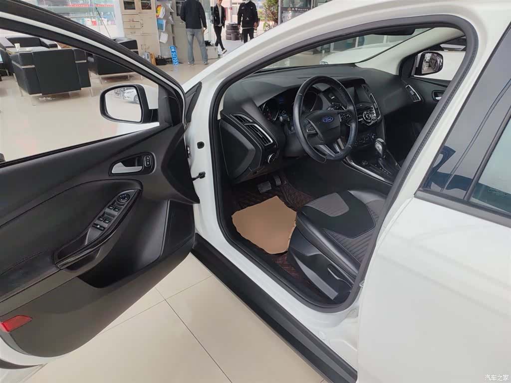 Ford Focus, 2018 16
